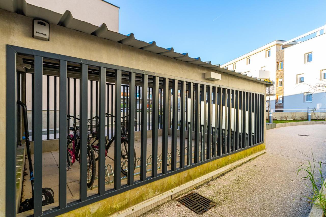 Apartmán Au 4 Le Long Du Canal Avec Parking Dijon Exteriér fotografie